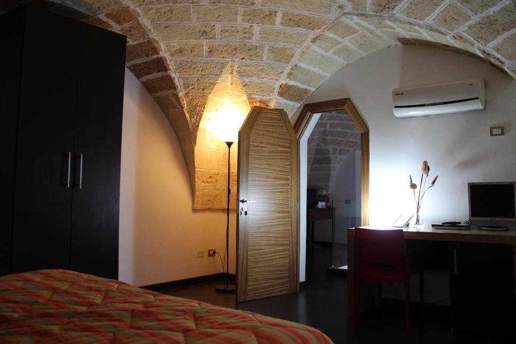 Bed & Breakfast Idomeneo 63 Lecce Room photo