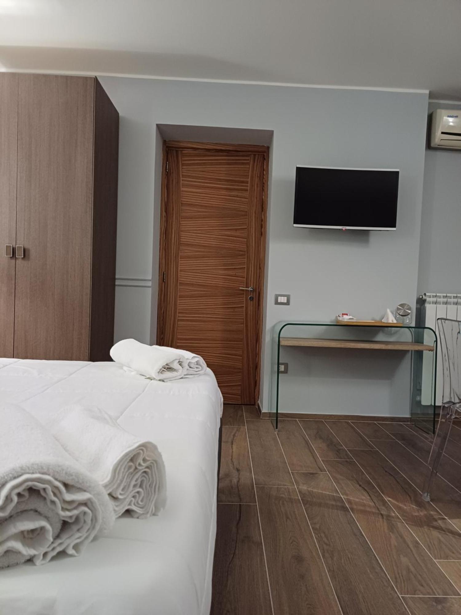 Bed & Breakfast Idomeneo 63 Lecce Exterior photo