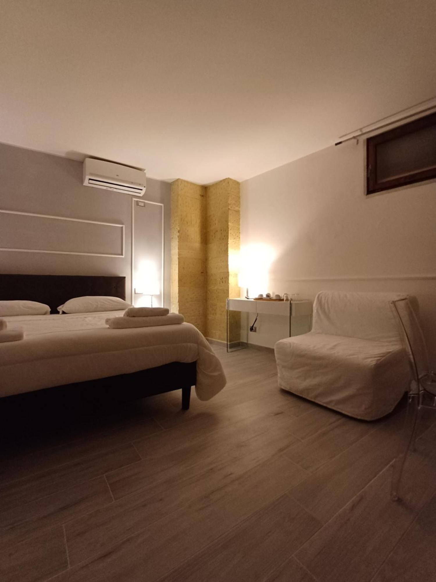 Bed & Breakfast Idomeneo 63 Lecce Exterior photo