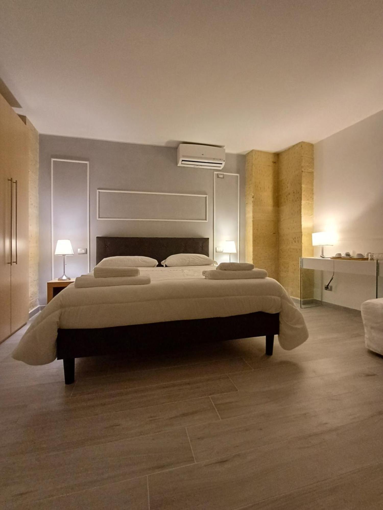 Bed & Breakfast Idomeneo 63 Lecce Exterior photo