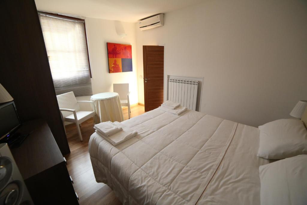 Bed & Breakfast Idomeneo 63 Lecce Exterior photo